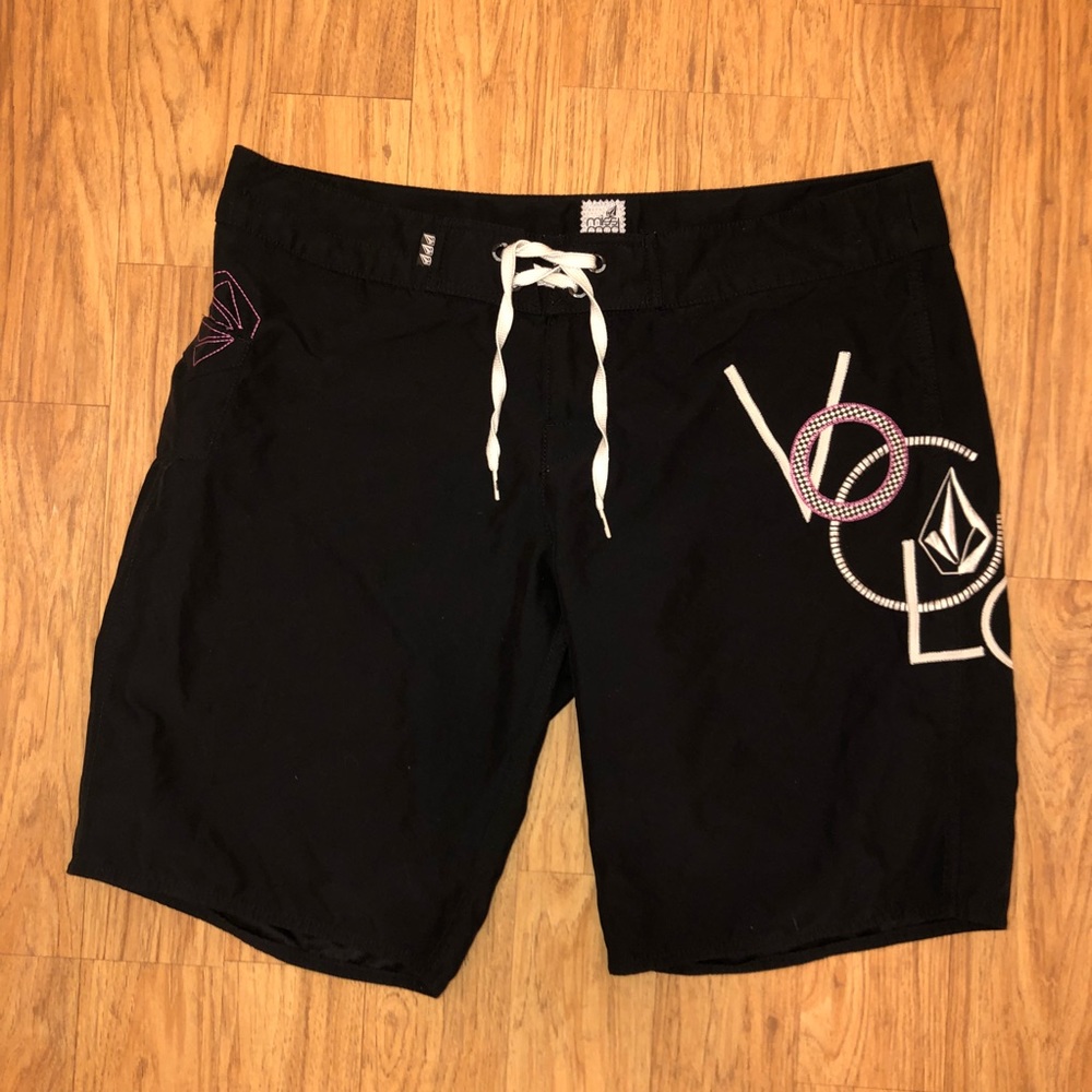 ♥️Volcom Board Shorts